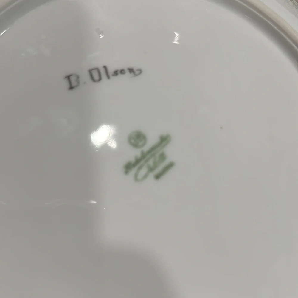 Vintage plate